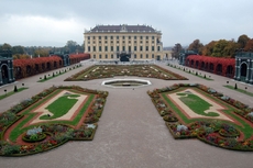 Schloss_Schönbrunn_Kronprinzgarten_02.JPG